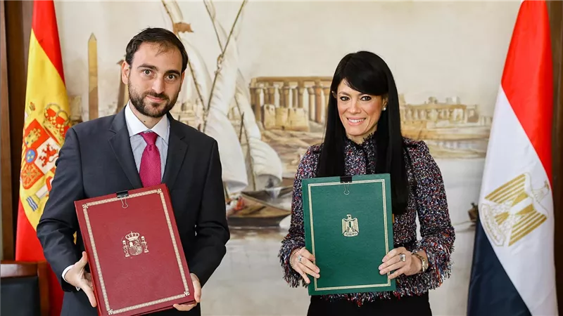 المشاط توقّع مع السفارة الإسبانية منحة لإعداد دراسة جدوى امتداد الخط الأول لمترو القاهرة حتى شبين القناطر