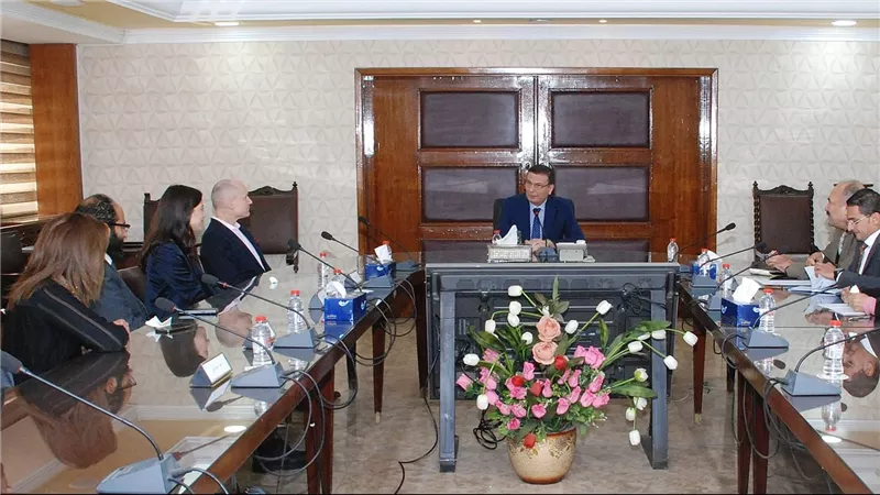 وزير الزراعة يستقبل نائب رئيس شركة هاينز العالمية ويؤكد على دعم الدولة للإستثمار المحلى والاجنبي