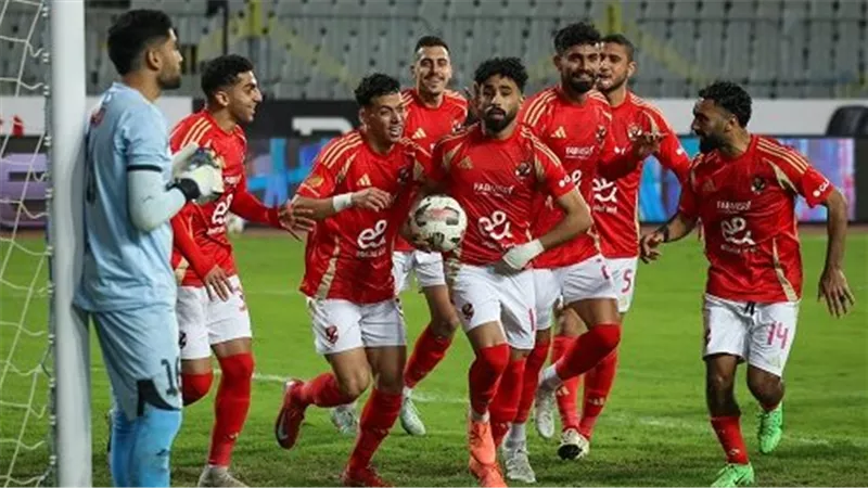 ثنائي هجومي.. تشكيل الأهلي أمام طلائع الجيش بالدوري
