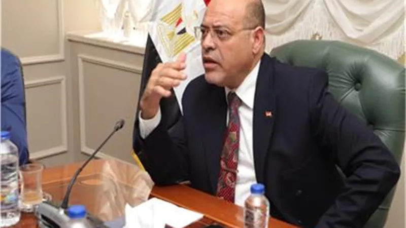 وزير العمل يلتقي وفد 