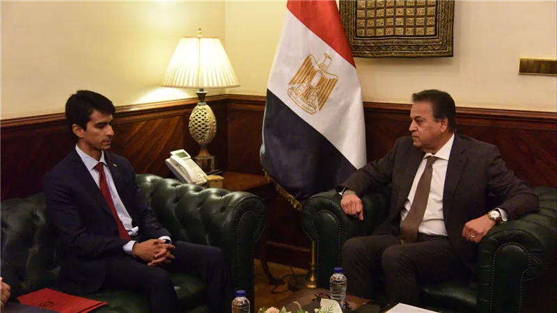 وزير الصحة وسفير بنما يناقشان تعزيز التعاون الصحي وتوسيع الشراكة في صناعة الأدوية والتكنولوجيا الطبية