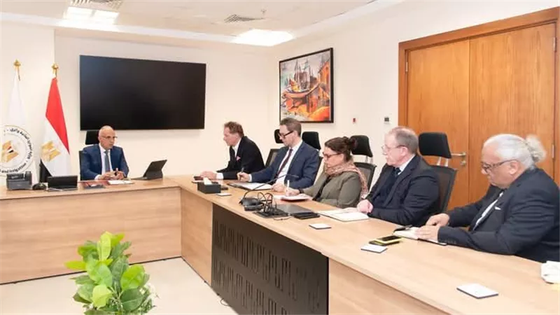 سويلم يلتقى رئيس قسم الشرق الأوسط وشمال أفريقيا بوزارة التعاون الاقتصادي والتنمية الألمانية 