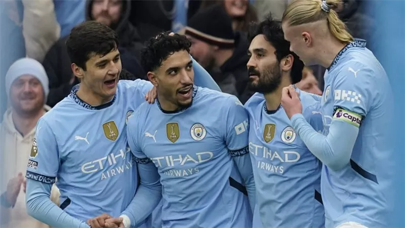 لماذا وصل نجم مانشستر سيتي إلى مدريد في منتصف الليل قبل مباراة ريال مدريد الحاسمة؟