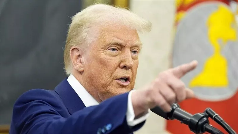 هل يجهل ترامب القوانين أم يتجاهلها؟.. قراءة مصرية في تصريح مثير للرئيس الأمريكي حول فلسطين