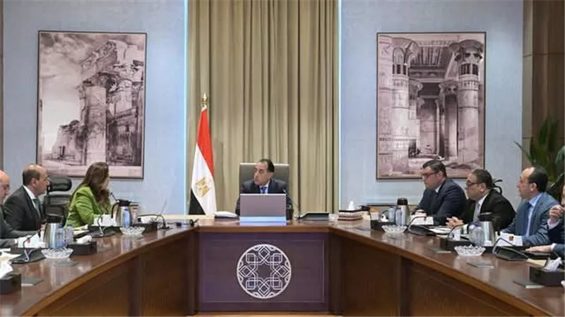 رئيس الوزراء يُتابع الموقف التنفيذي لخطة تطوير ورفع كفاءة المجازر الحكومية
