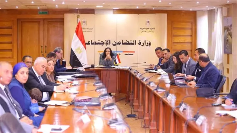 وزيرة التضامن تترأس اجتماع مجلس إدارة صندوق دعم مشروعات الجمعيات والمؤسسات الأهلية