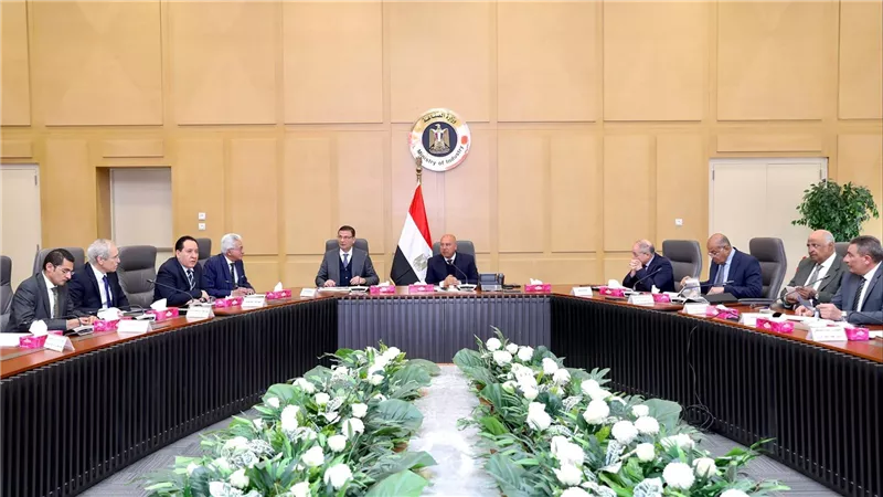 الوزير يبحث مع وزير الزراعة وممثلي الغرف التجارية والمجلس التصديري للحاصلات الزراعية