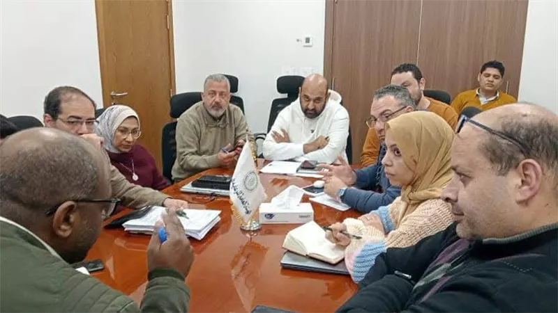 مدير الرعاية الصحية بالسويس يهنيء  قيادات الفرع بحلول شهر رمضان 