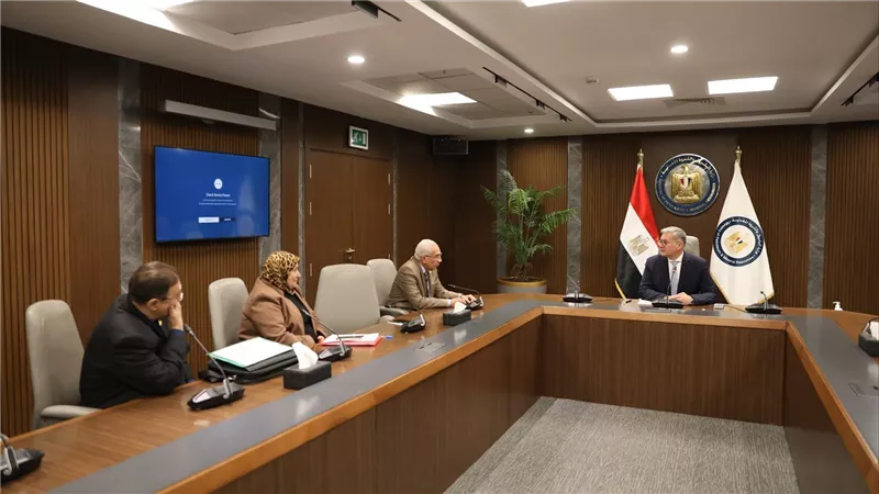 وزير البترول والثروة المعدنية يلتقي اعضاء مجلسي النواب والشيوخ لتعزيز التكامل