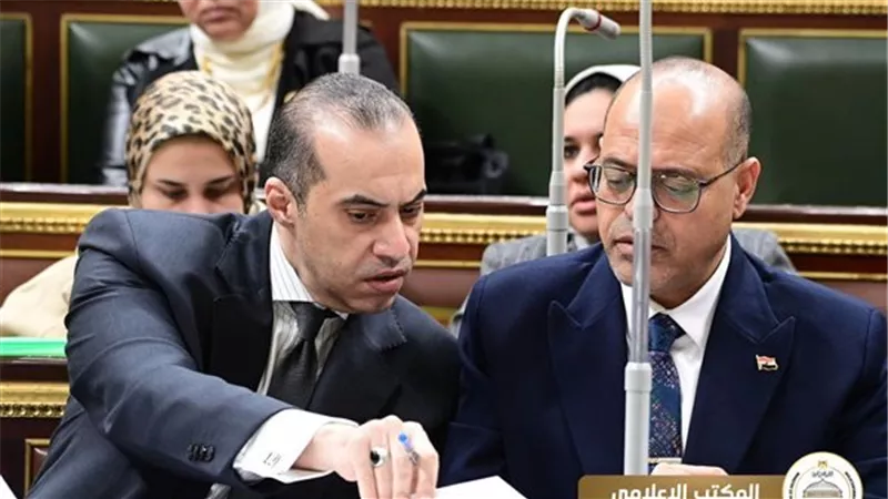 محمود فوزى: قانون العمل راعى التضخم فى تحديد حد أدنى للأجور