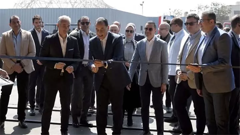 رئيس الوزراء يفتتح أعمال تطوير وتوسعات مصنع قنديل للصلب