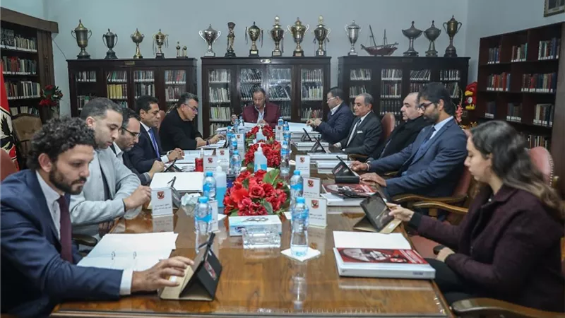 الخطيب يضرب من جديد … بيان عاجل من النادي الأهلي ردًا علي عقوبات رابطة الأندية