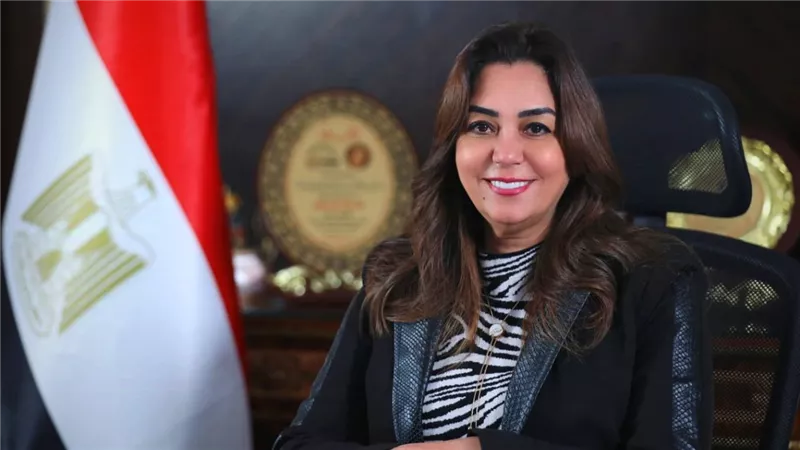 وزيرة التنمية المحلية تعلن مواعيد غلق المحال التجارية خلال شهر رمضان المبارك وعيد الفطر