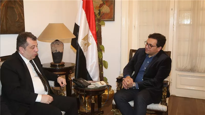 وزير الثقافة يلتقي السفير الأرميني لبحث سبل تعزيز التعاون الثقافي بين مصر وأرمينيا