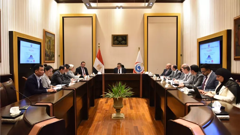 وزير الصحة يعقد اجتماعًا بشأن مشروع إنشاء شبكة وطنية متكاملة للباثولوجيا الرقمية