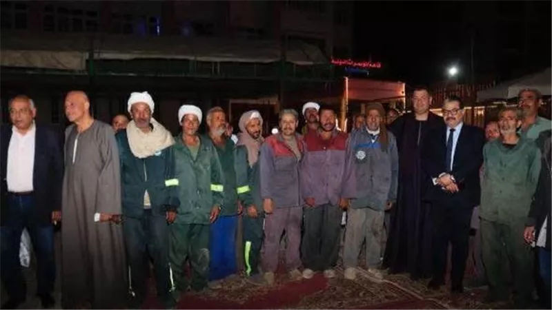  حزب مستقبل وطن مركز الفيوم يقيم حفل إفطار جماعي تكريما لعمال النظافة