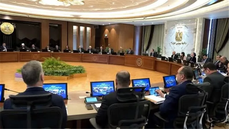 تفاصيل اجتماع الحكومة 