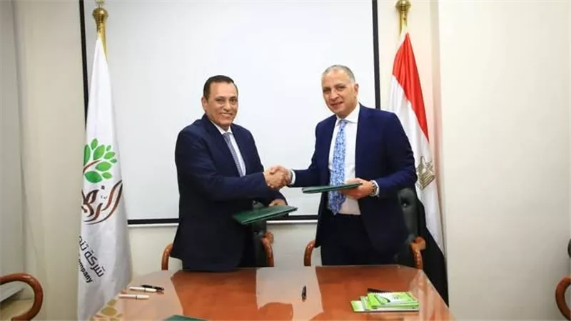  توقيع بروتوكول تعاون بين شركة الريف المصري وشركة السويدى وطنية لتوفير أجهزة الري المحوري والمعدات الزراعية 