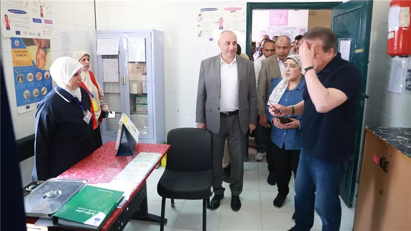 وزير الصحة يتفقد نقطة إسعاف سريع مغاغة ووحدة مركز طب أسرة مغاغة بمحافظة المنيا
