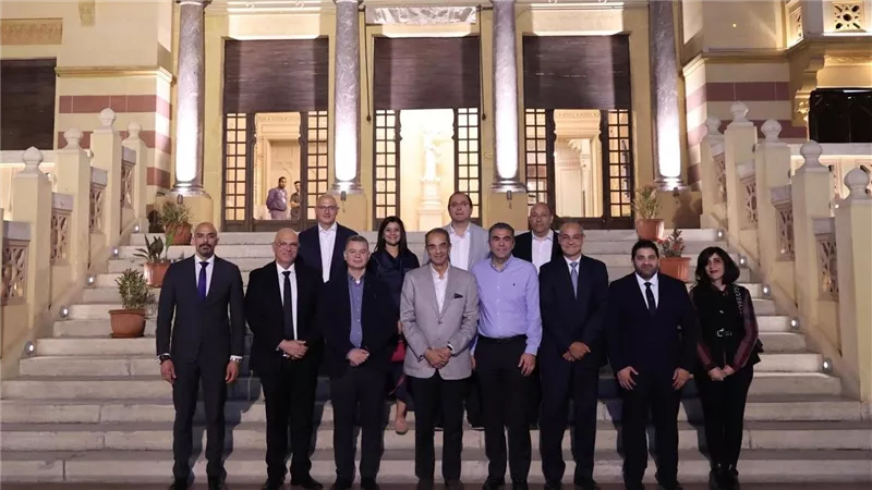 وزير الاتصالات يناقش مع أعضاء لجنة الاقتصاد الرقمى جهود تنمية صناعة التعهيد وسبل تعزيز نمو الصادرات الرقمية