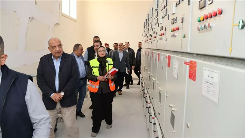 وزير الكهرباء يتفقد محطات محولات رشيد 5,6,2 كأحد مصادر توفير التغذية الكهربائية اللازمة لمشروعات التنمية الزراعية