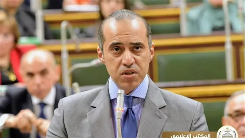 وزير الشئون النيابية يشكر كل من ساهم في إقرار مشروع قانون العمل الجديد 