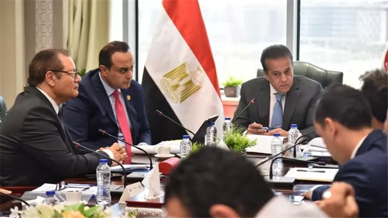  وزير الصحة يترأس اجتماع اللجنة التنسيقية لمنظومة التأمين الصحي الشامل 