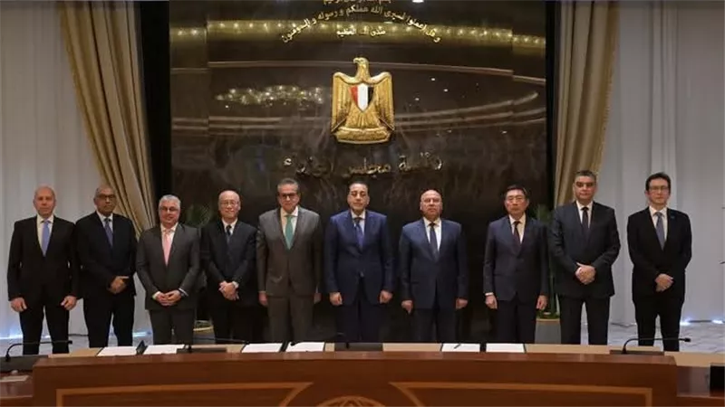 مدبولي يشهد توقيع اتفاق للتصنيع المحلي لأكياس وقِرَب جمع الدم بالشراكة مع شركة JMS اليابانية