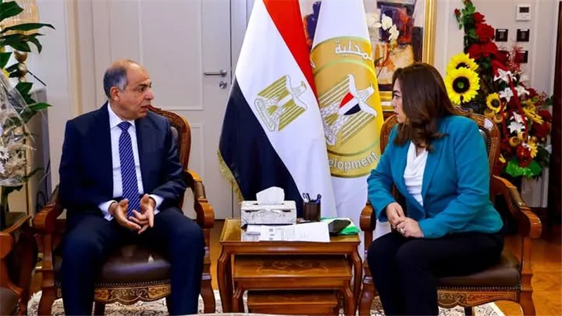  عوض: الحكومة تحرص على تعزيز التنمية المتكاملة وتحقيق طفرة في الخدمات والبنية التحتية 