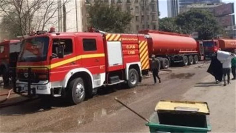 ندب الأدلة الجنائية لمعاينة حريق خط غاز طريق الواحات
