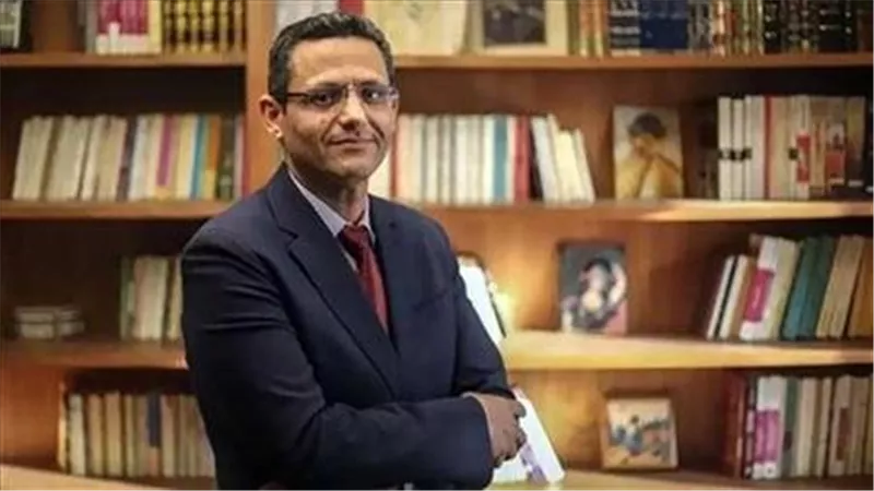 الحزب المصرى الديمقراطى يهنئ خالد البلشى بعد انتخابه نقيبا للصحفيين