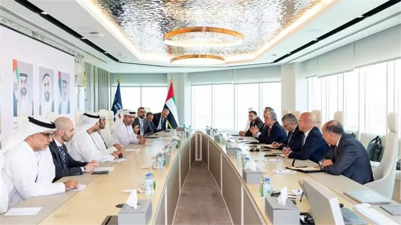 وفد اقتصادية قناة السويس يلتقي رئيس (مجموعة مواني أبوظبي AD Ports Group) لبحث تعزيز التعاون الثنائي
