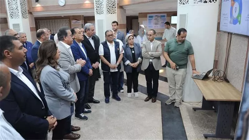  وزير الصحة يستعرض مشروعات الوزارة والخريطة الصحية بالغربية