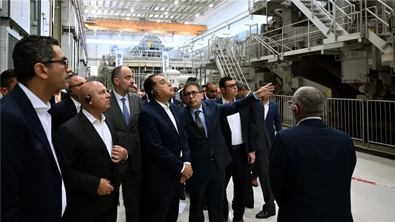 رئيس الوزراء يفتتح توسعات شركة 