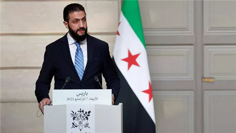 الشرع: قرار ترامب رفع العقوبات عن سوريا سيسهم فى تحقيق الأمن والاستقرار