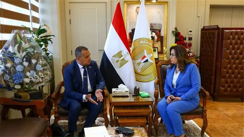 وزيرة التنمية المحلية تستقبل محافظ جنوب سيناء لمتابعة مشروعات الخطة الاستثمارية 
