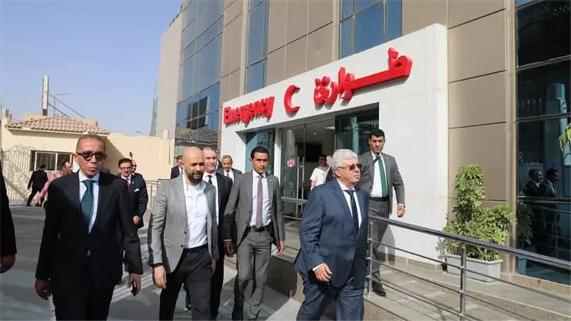 وزير التعليم العالي يتفقد مستشفى سعاد كفافي الجامعي