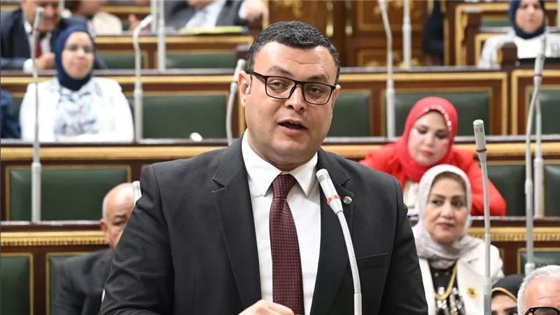 وزير الإسكان يشارك في الجلسة العامة لمجلس النواب لمناقشة مشروع قانون تنظيم مرفق مياه الشرب والصرف الصحي