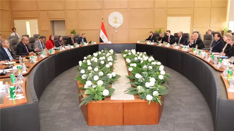 وزير الكهرباء يستقبل وزير التجارة الخارجية والتعاون الانمائي الدولي بمملكة السويد لبحث سبل دعم الشراكة والتعاون 