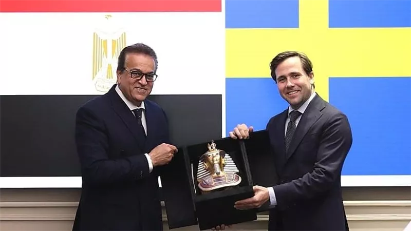 وزير الصحة يبحث مع وزير التجارة السويدي فرص الاستثمار الصحي والتعاون في دعم الجرحى الفلسطينيين