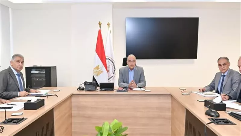 وزير الري يتابع حالة المنظومة المائية بمحافظتى بنى سويف والمنيا خلال فترة أقصى الاحتياجات المائية
