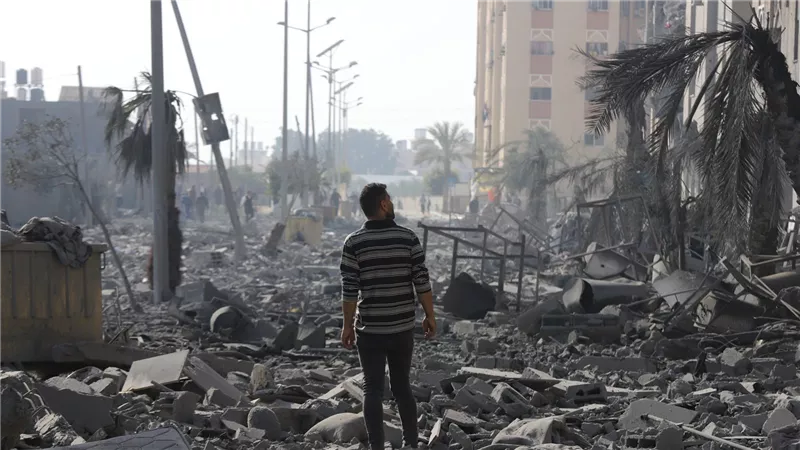  المنظمات الأهلية الفلسطينية تحذر من كارثة صحية وبيئية على غزة (تفاصيل) 