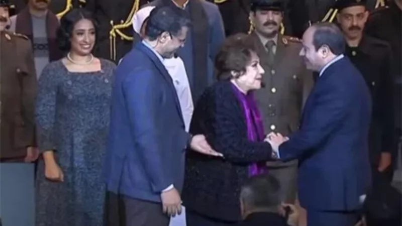 «فيديو يكشف ظهورها الأخير».. السيسي يحقق أمنية سميحة أيوب قبل وفاتها