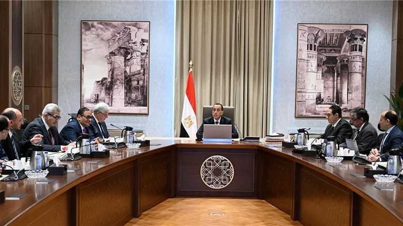 رئيس الوزراء يلتقى وفد جامعة أكسفورد