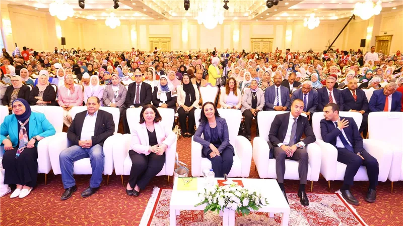 وزيرة التضامن تشهد ختام البرنامج التدريبي الموسع للقائمين على أعمال المسح الوطني الشامل للحضانات