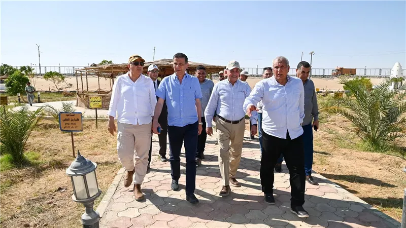 وزيرا الري والزراعة يتفقدان المعمل المركزي للمياه الجوفية