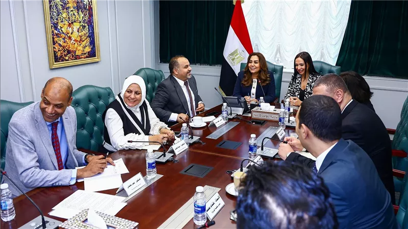 وزيرتا التضامن والتنمية المحلية تتابعان آليات تنفيذ “ سكن كريم من أجل حياة كريمة