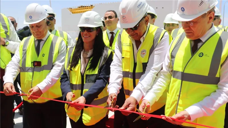 وزير الكهرباء والمدير التنفيذي لهيئة الدولة للطاقة النووية الروسية 