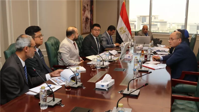 وزير الكهرباء يتابع مستجدات الموقف التنفيذي لأعمال توفير التغذية الكهربائية لمشروعات الدلتا الجديدة