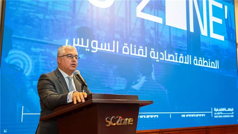 رئيس اقتصادية قناة السويس يلتقي 30 سفيرًا من رؤساء البعثات الدبلوماسية والقنصلية المصرية بالخارج